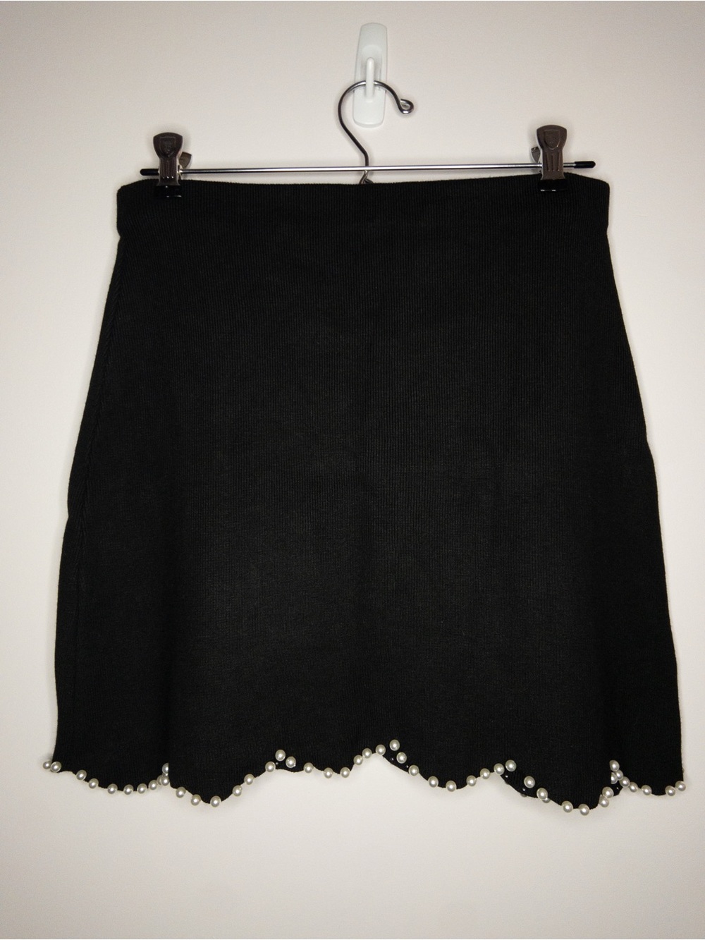 H&M Black Scalloped Hem Skirt with Pearl Trim old money capsule